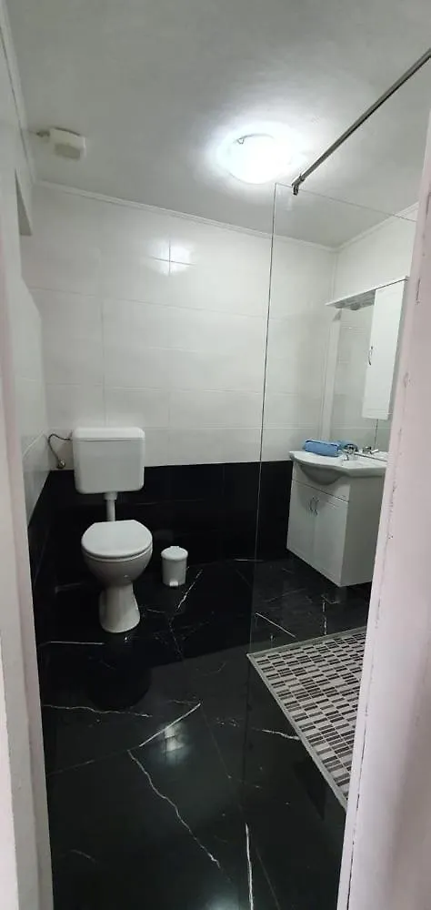 ביבינייה Sunny Apartment Leonela By The Sea